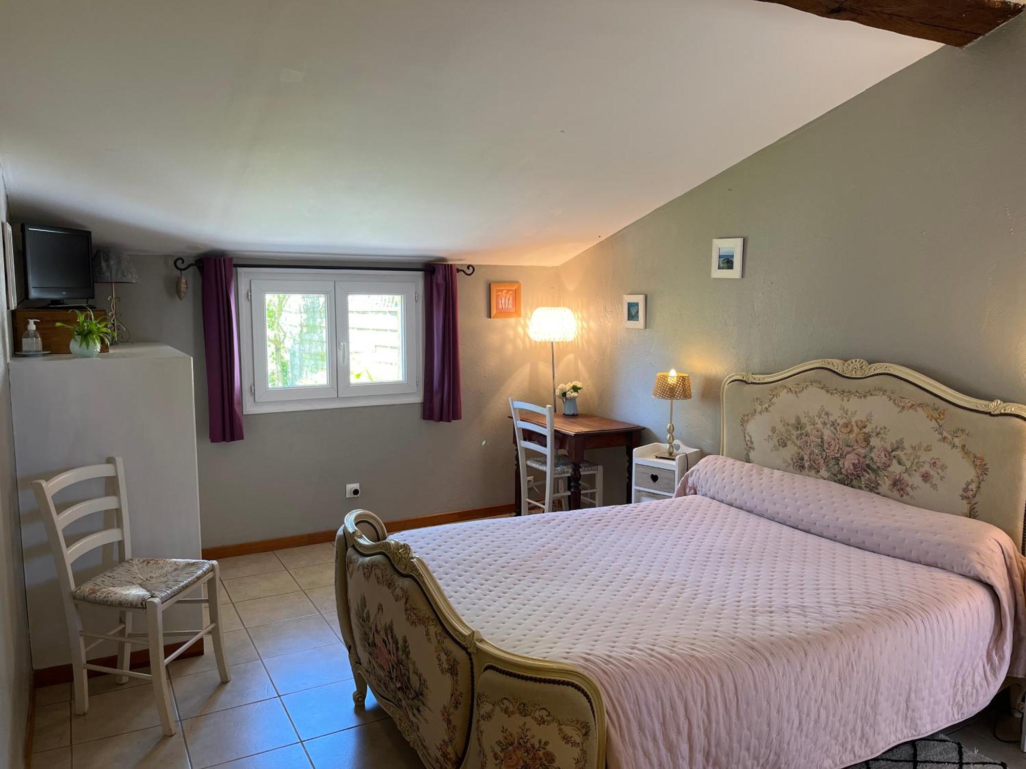 Chambres Et Gite Peyroutas " Camille" Vignonet St Emilion Εξωτερικό φωτογραφία