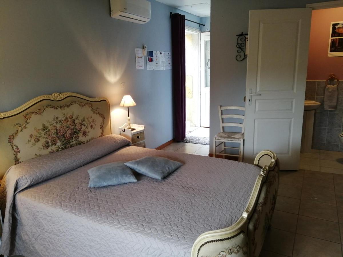 Chambres Et Gite Peyroutas " Camille" Vignonet St Emilion Εξωτερικό φωτογραφία